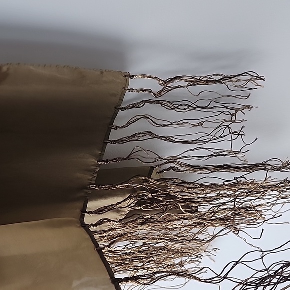 Host Pick! Vintage Lauren Ralph Lauren Long Shawl Scarf - Picture 3 of 6